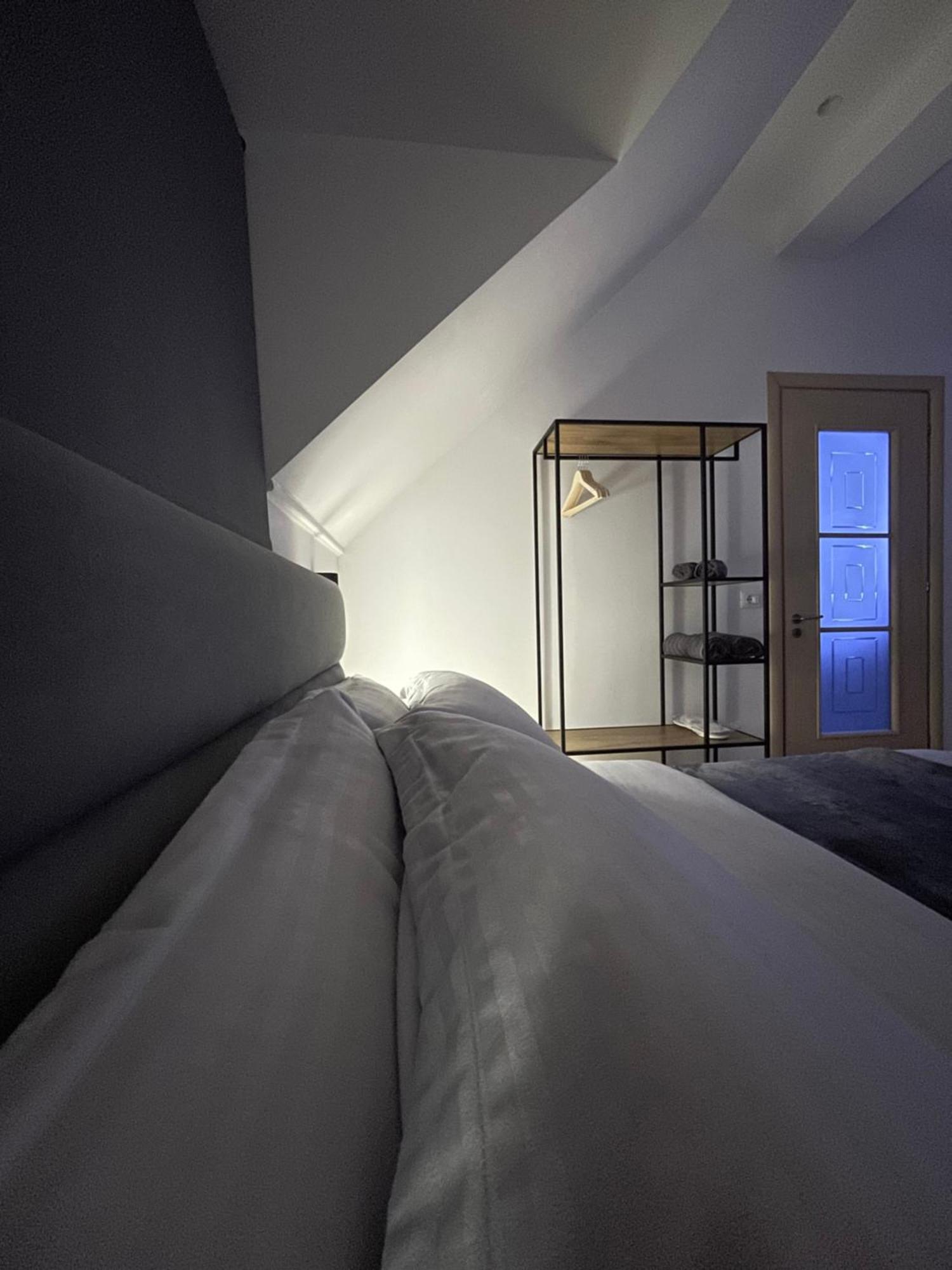Pog Apartments Tiranë Ngoại thất bức ảnh